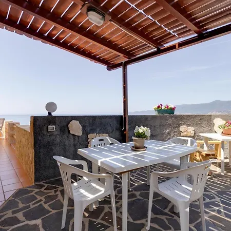 La Terrazza Sul Mare * Magomadas