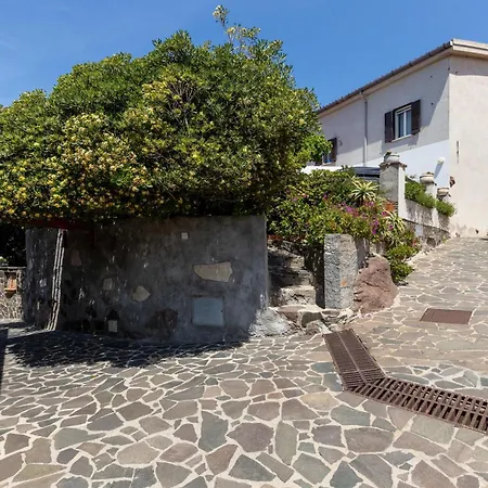 Nyaraló La Terrazza Sul Mare Magomadas
