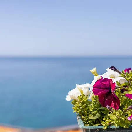 La Terrazza Sul Mare * Magomadas